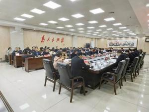 杨哲参加洛阳市洛龙区党外人士暨民营企业座谈会