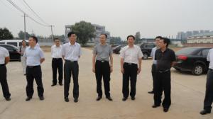 省委政策研究室李兴山处长调研炎黄科技园